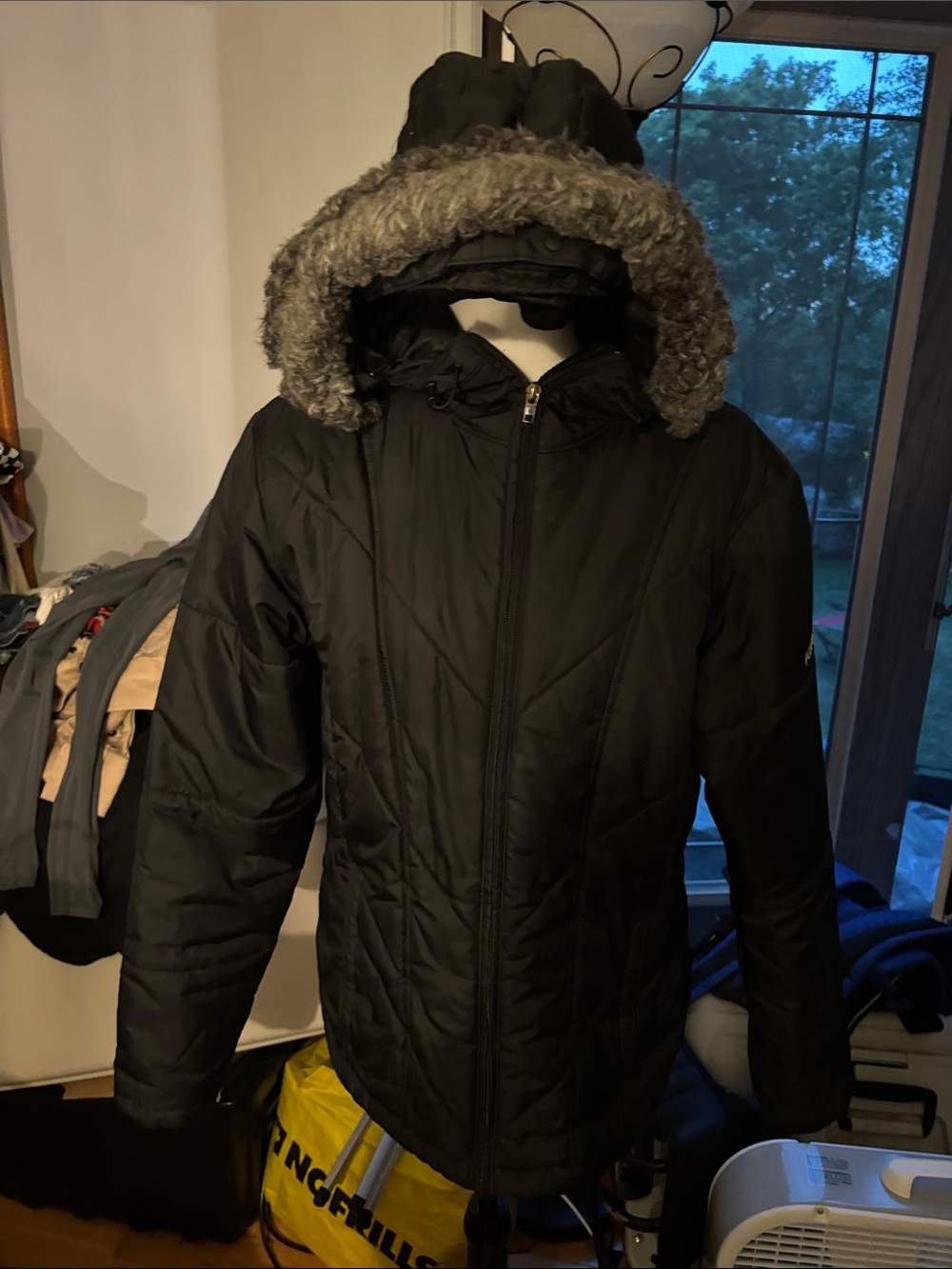 Columbia Black Hooded Puffer Jacket with Faux-Fur Trim